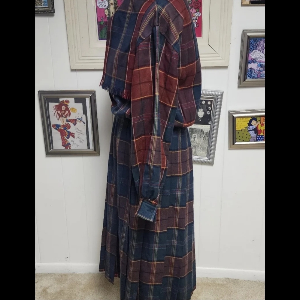 Vintage Wool Albert Nipon dress - Picture 3 of 8